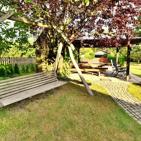 By The Lake, Private Garden, Semesterbostad