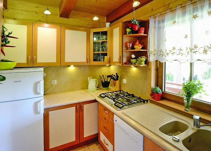 بيت للعطل By The Lake, Private Garden,